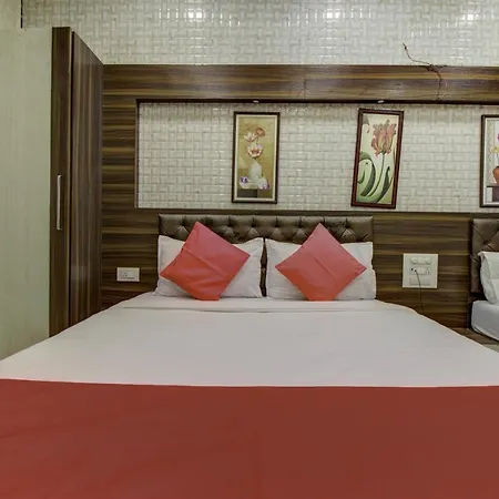 Hotel Oyo 74879 Imperial Palace Mumbai