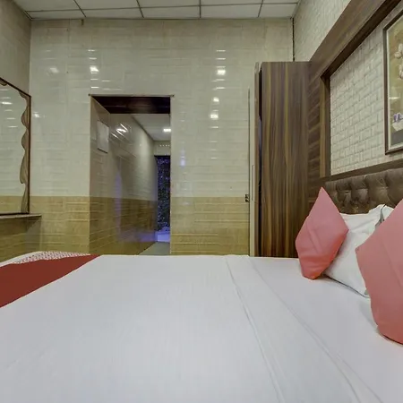 Hotel Oyo 74879 Imperial Palace Mumbai