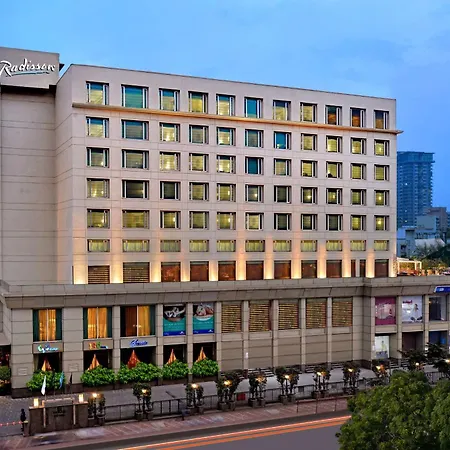 Hotel Radisson Goregaon 4*