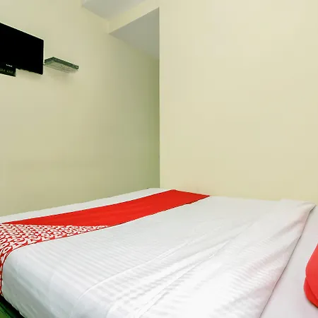 Oyo 23656 Parimeet