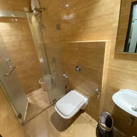 Hotel Regal International - Near International Airport Andheri East Mumbai