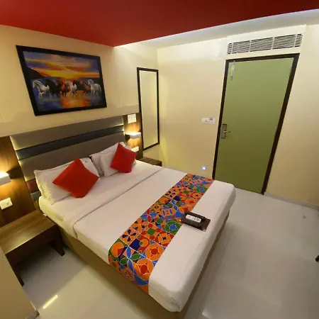 Hotel Regal International - Near International Airport Andheri East 3*
