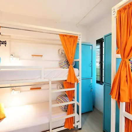Gostops Lite Hostel
