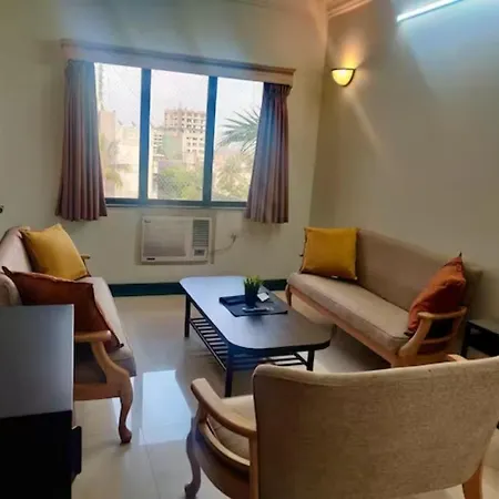 2 Bhk Cozy W/ Netflix And Wifi In Bandra Apartment Mumbai