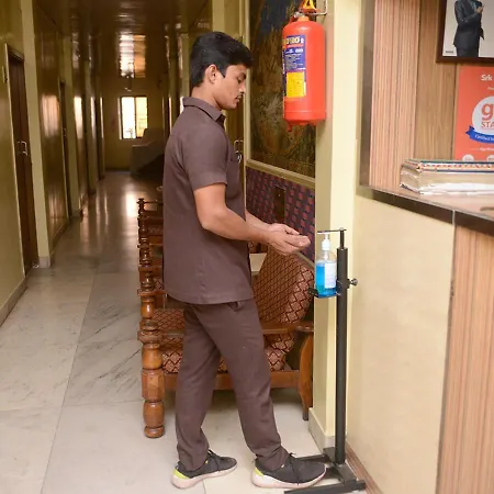 Hotel Srk Hotel- Grant Road Mumbai