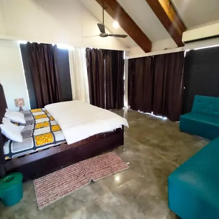 Guest house Royal Palms
