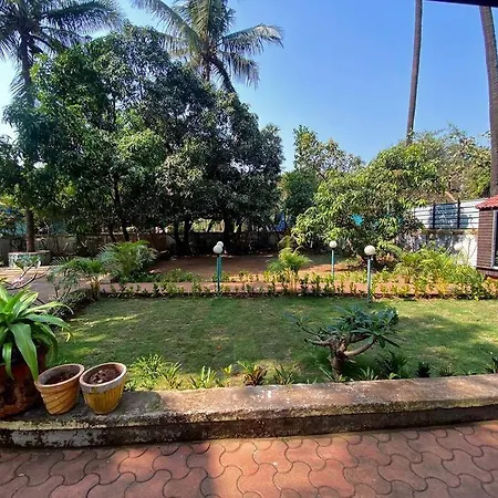Godwins Bungalow In Mumbai, Madh Island Villa
