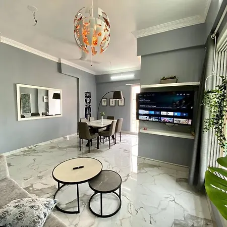 Bright 1 Bhk In Bandra Near Lilavati Parking - 5 Apartment Mumbai