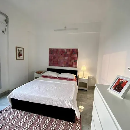 Bright 1 Bhk In Bandra Near Lilavati Parking - 5 Apartment