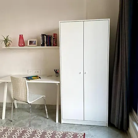 Apartment Bright 1 Bhk In Bandra Near Lilavati Parking - 5