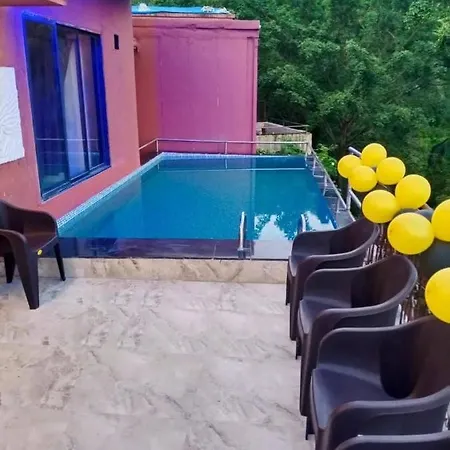 Royal Palms Villas Guest house *