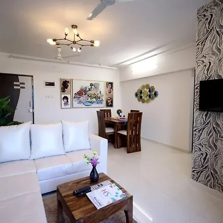 Apartment Filmy - 2 Bedroom In Goregaon East Mumbai