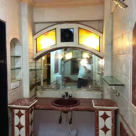 Alifvilla Bunglow No-72 Homestay *