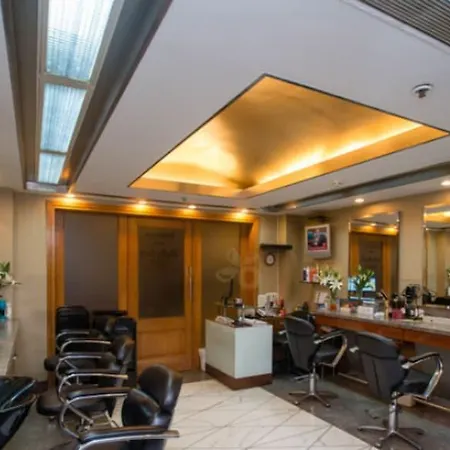 Ramada Plaza By Wyndham Palm Grove Hotel 5*