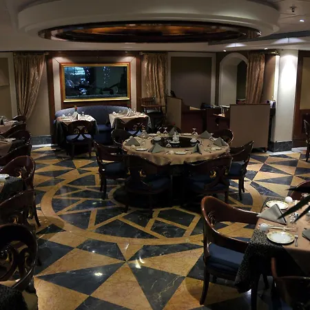 Ramada Plaza By Wyndham Palm Grove Hotel 5*