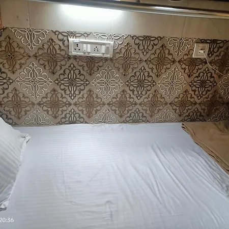 Metro Hostel