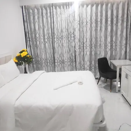 Premium In Hiranandani Powai By Maxxvalue - Chitranjan Aparthotel 3*