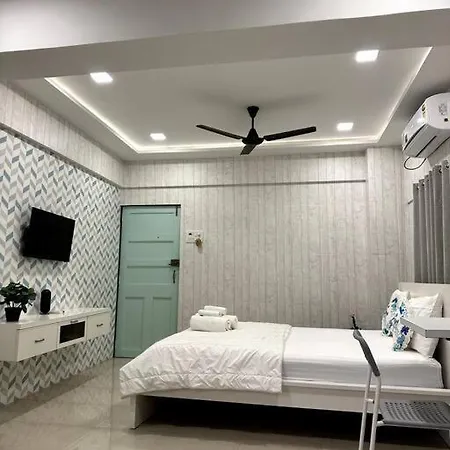 Basti 1 Chuim Village Khar West Apartment Mumbai