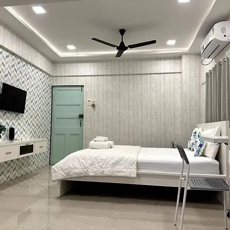 Basti 1 Chuim Village Khar West Apartment Mumbai