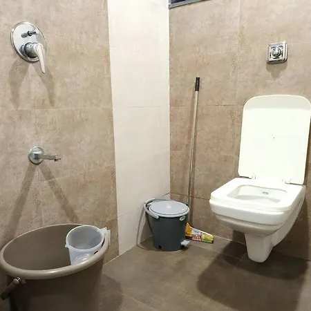 1 Bedroom Apartment- Close To Bkc * Mumbai
