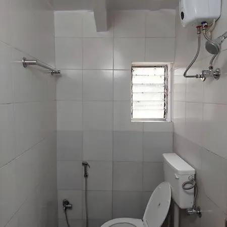 Apartment Rst's 1bhk Den