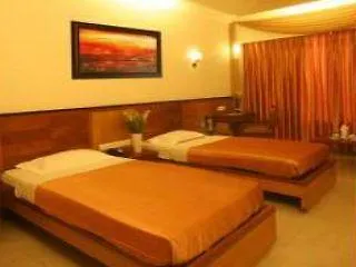 Dhiraj Hotel