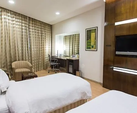 Ramada Powai & Convention Centre Hotel 5*