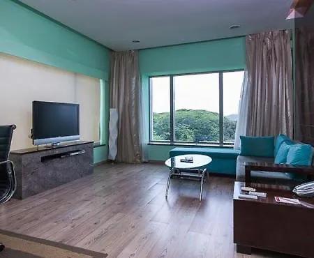 Ramada Powai & Convention Centre Mumbai