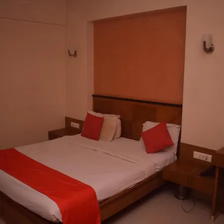 Dhiraj Hotel Mumbai