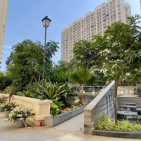 1 Bhk In Hiranandani Powai. Mumbai