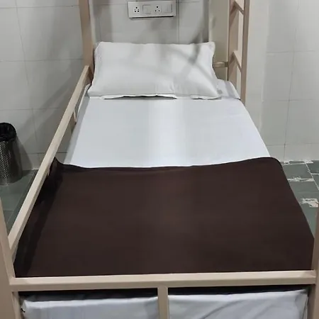 Casba 9 & * Mumbai