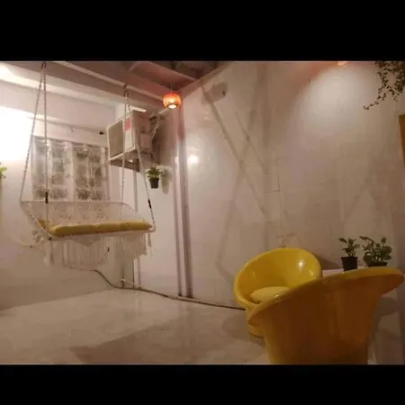 Apartment Sneh Sadan