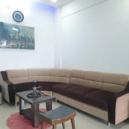 Bandar West : 2bhk Ocean Front Mumbai