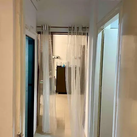 Apartment 2 Bedroom Near Olives Bandra *