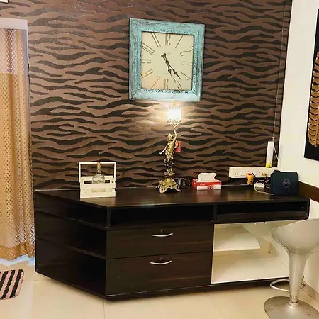 Apartment 2 Bedroom Near Olives Bandra