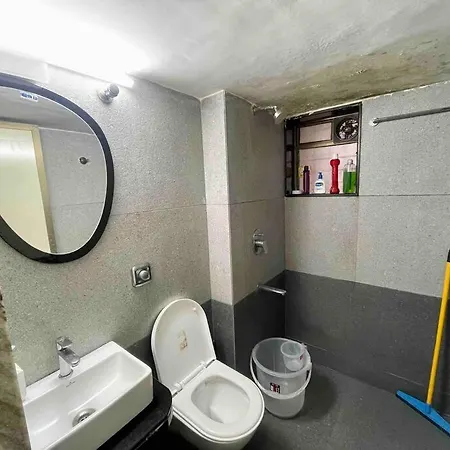 Apartment 2 Bedroom Near Olives Bandra Mumbai