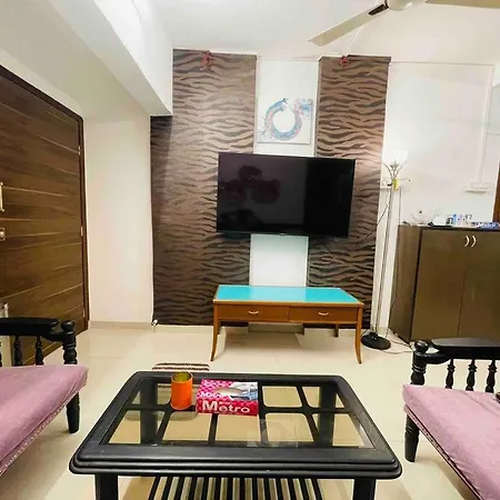 2 Bedroom Near Olives Bandra