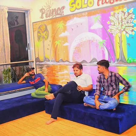 Hostel Solo