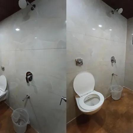 Moon Lite Residency - Marve Road Malad West - Premium Couple Friendly 2* Mumbai