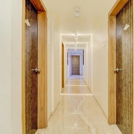 Flagship Falcon Hotel 3*