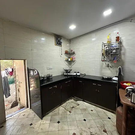 Zest - 72 Hostel *