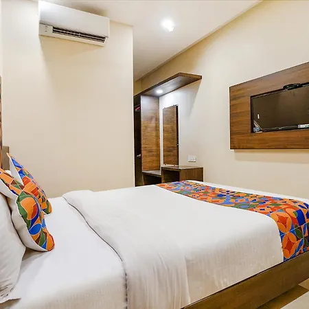 Hotel Fabhotel Vertigo Mumbai