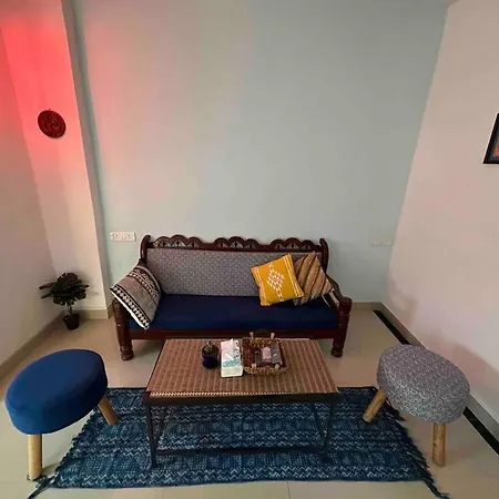 Basti 3 Waroda Road Veronica's Bandra W