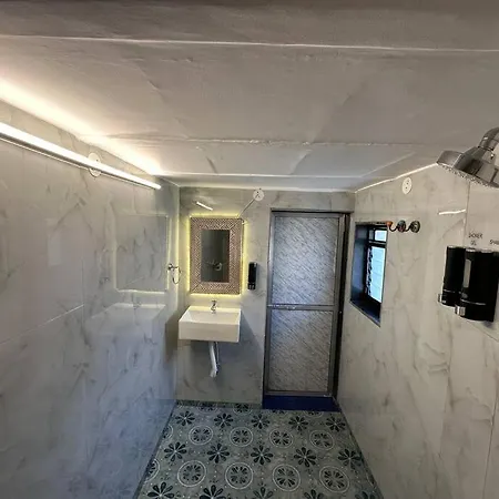 Apartment Basti 3 Waroda Road Veronica's Bandra W