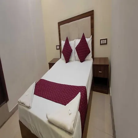Hotel Blue Sky Residency