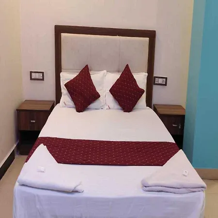 Hotel Blue Sky Residency 3*