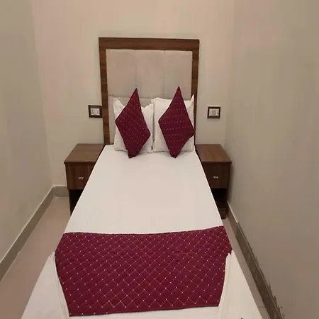 Hotel Blue Sky Residency