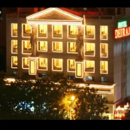 Dhiraj 3* Mumbai