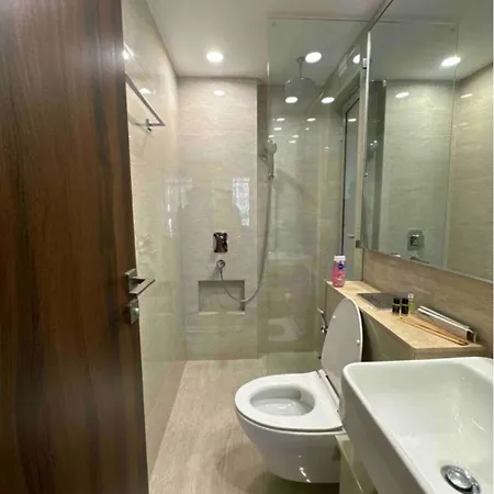 Regent Hill Hirandani Powai Apartment *