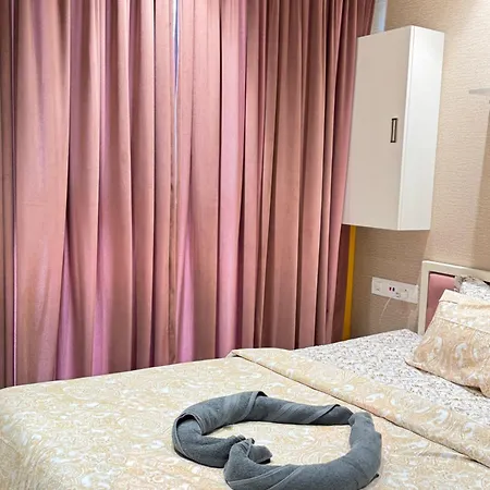 Apartment Regent Hill Hirandani Powai Mumbai